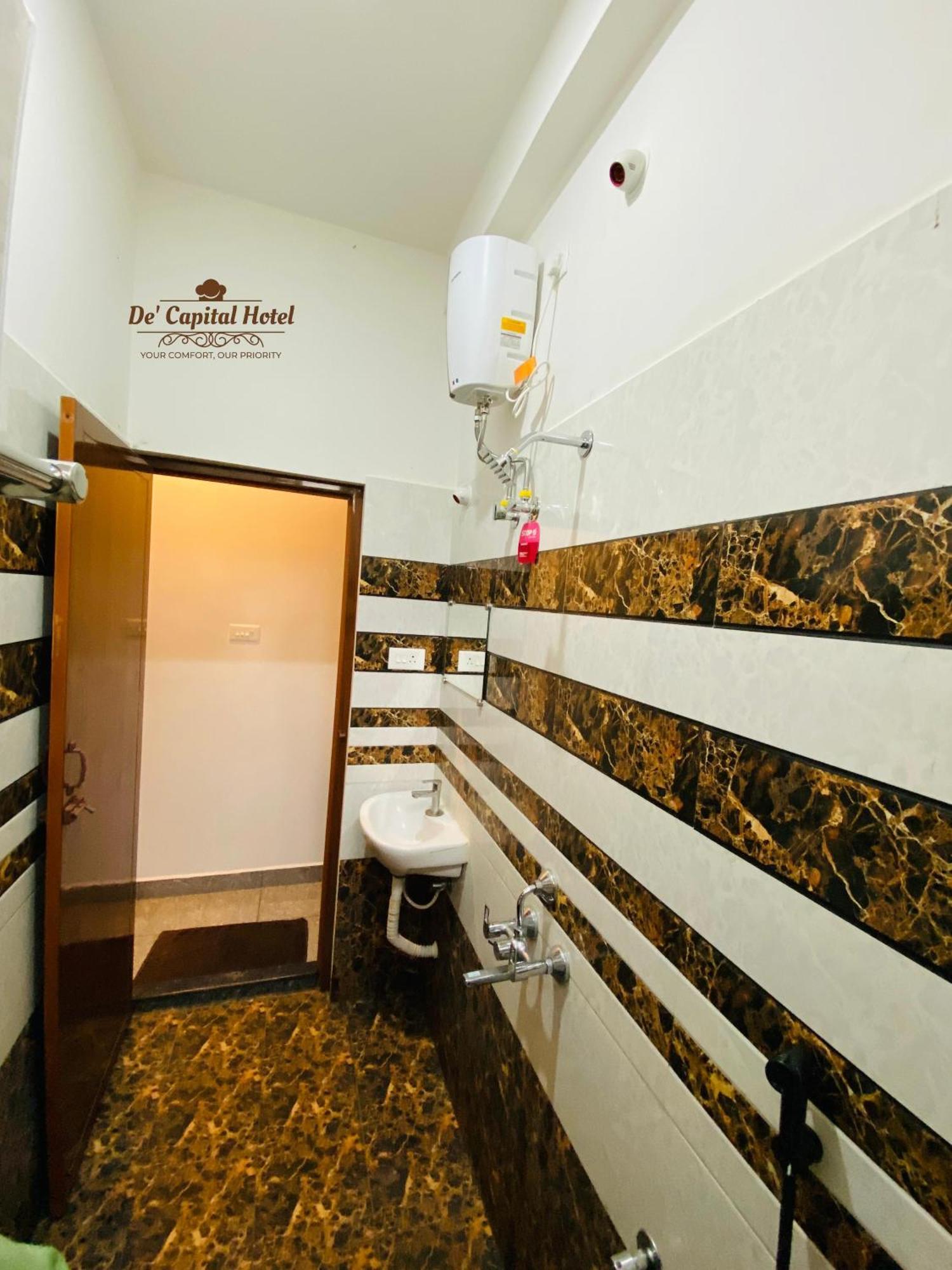 De' Capital Hotel Pondicherry Exterior photo